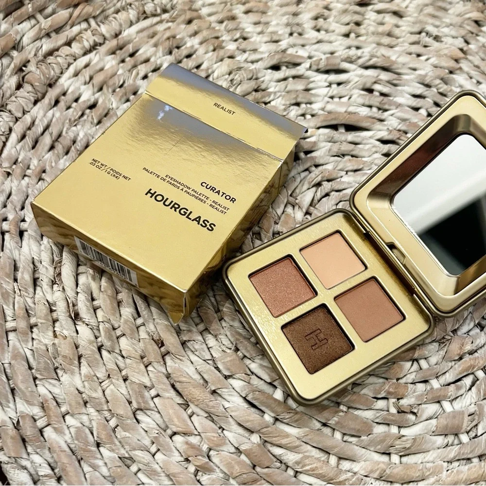 New Hourglass Curator Eyeshadow Palette Realist